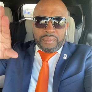 Meet your Posher, Andrew